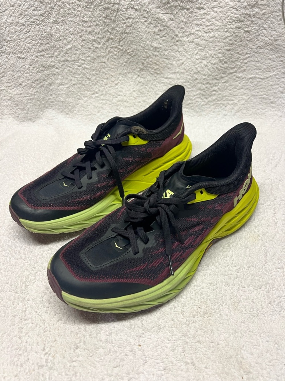 Hoka Speedgoat 5 Women’s Running Shoes Size 9.5 Purple Green